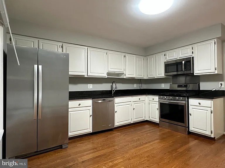 10152 Village Knolls Ct — Photo 4