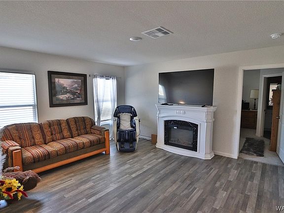3rd image of 6590 S Mystic Avenue