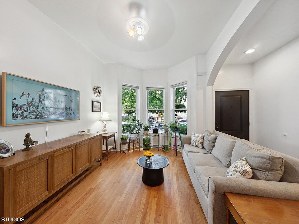 1st image of 1937 N Albany Ave #1