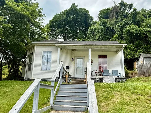 1450 Center St, Catlettsburg, KY 41129