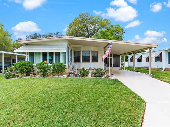 805 Coach N Four Dr, Leesburg, FL 34748