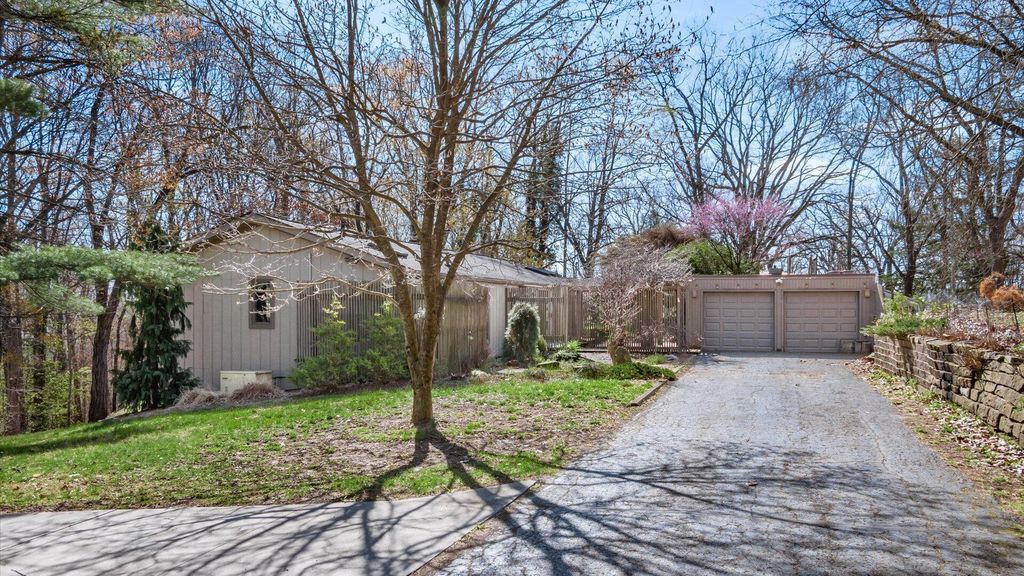 Real estate listing image