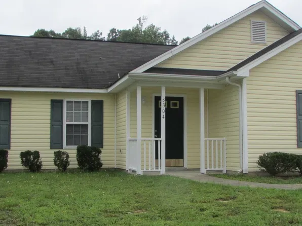 3304 Hunting Wood Ct, Gastonia, NC 28052