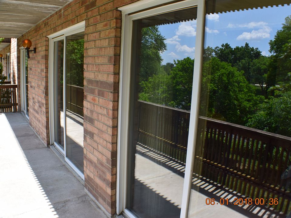 1st image of 500 Redondo Dr APT 204