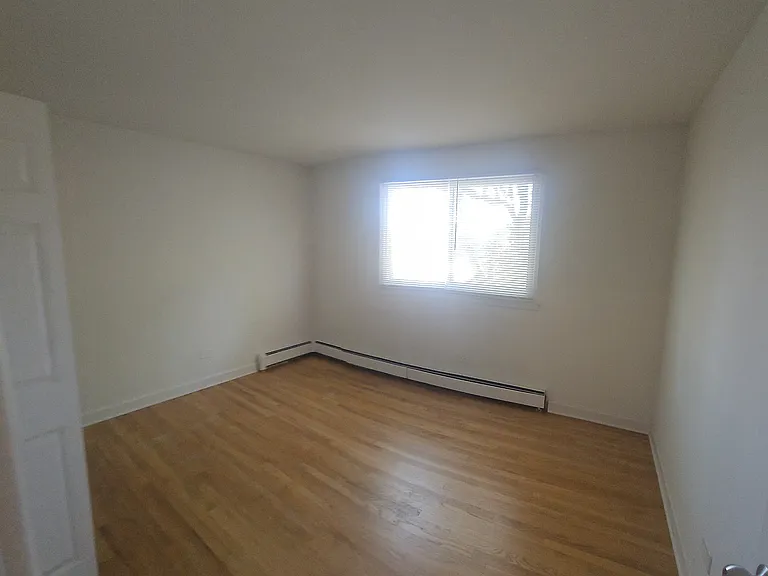6211 N Kenmore Ave #301 — Photo 5