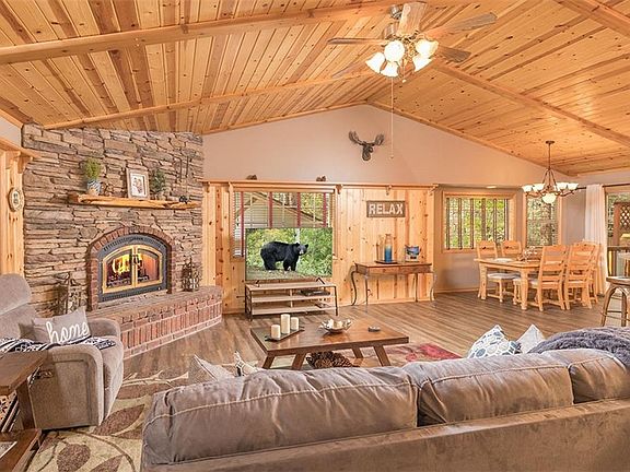 5th image of 434 Pineview Dr