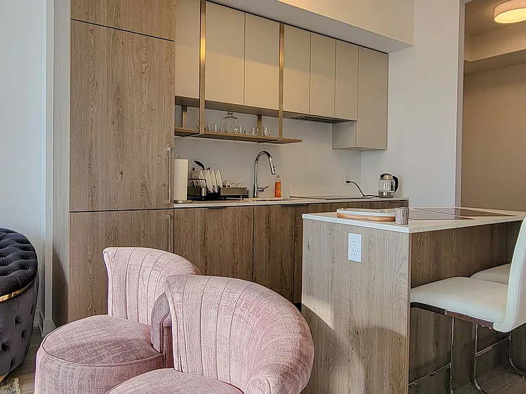 15 Holmes Ave #3012 — Photo 10
