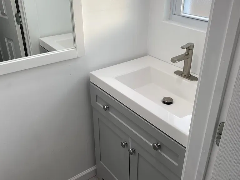 36 Oneida Ave — Photo 8