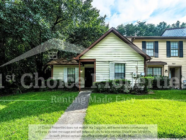 725 Carson Rd — Photo 1