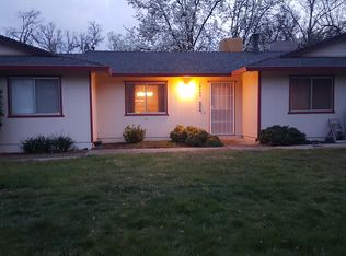 19003 Genevieve Rd, Redding, CA 96003