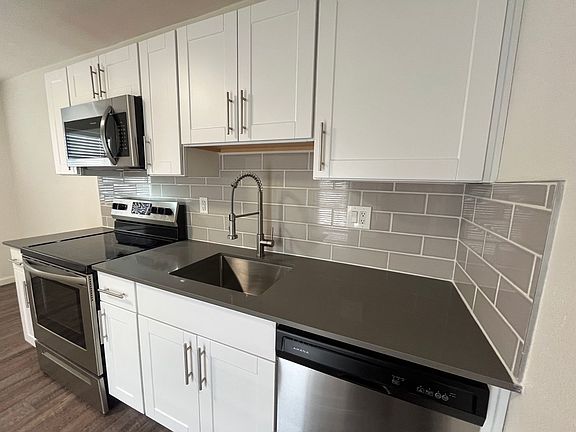 3rd image of 8605-8641 E Coronado Rd #B