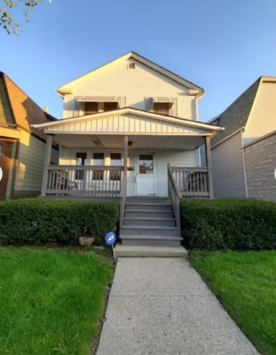 2 bed, 1000 sqft, $1,875 — Photo 1