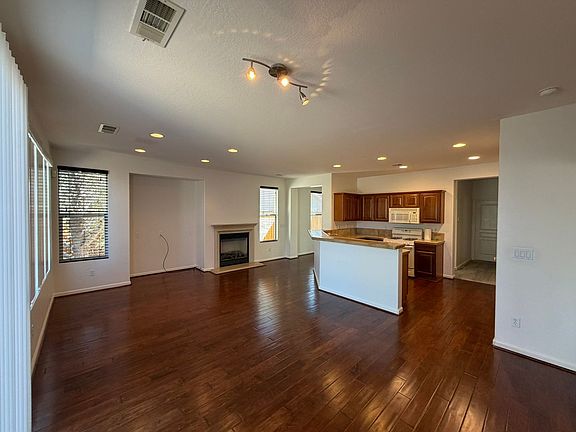 5th image of 1226 Firefly Ct