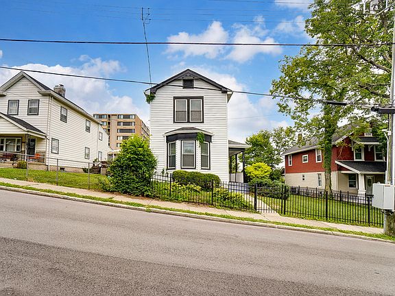 2nd image of 1212 Parkway Ave