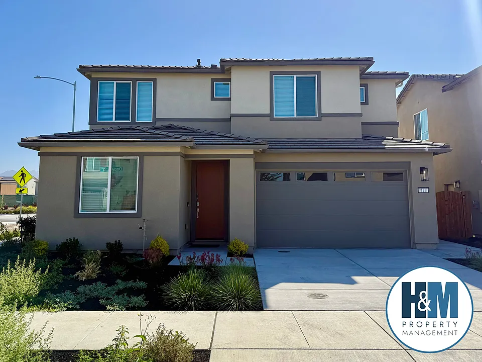 211 Dogwood Ct