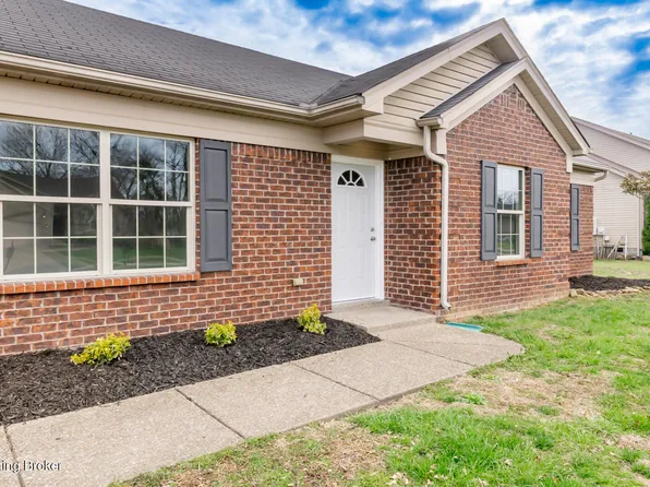 222 Mud Hen Dr, Shepherdsville, KY 40165