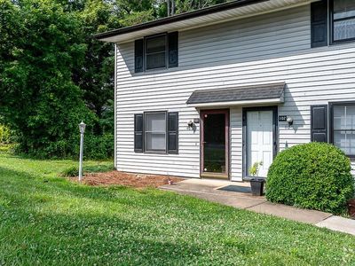 4001 S Bend Dr #101, Winston Salem, NC, 27107