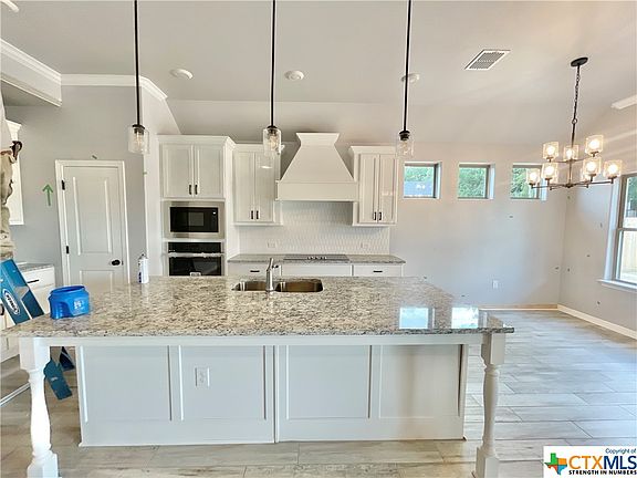 4th image of 3102 Cesena Dr