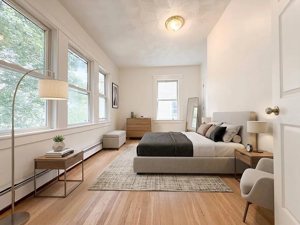 7 Holland Ave #8