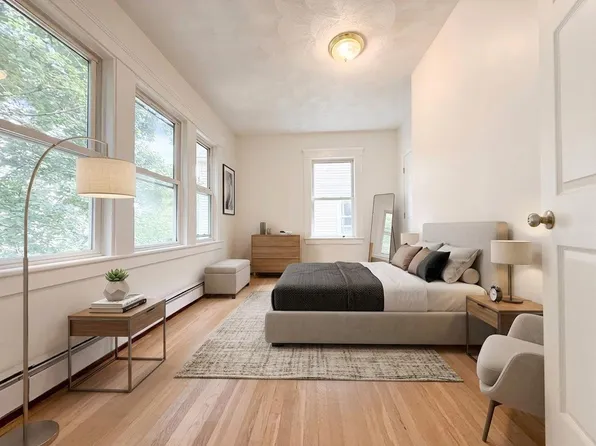 7 Holland Ave APT 8, Lynn, MA 01905