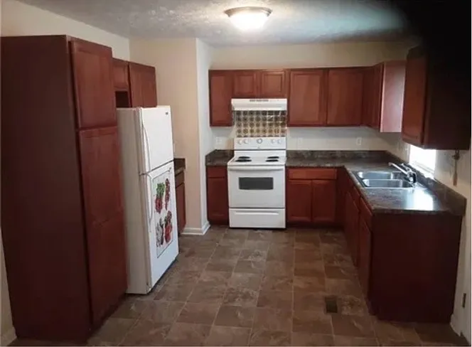 808 Old Wilmington Road - 1 — Photo 3