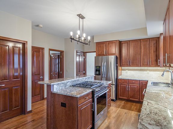 3rd image of 9434 Culross Ct