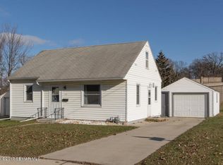 430 18th Ave SW, Rochester, MN 55902