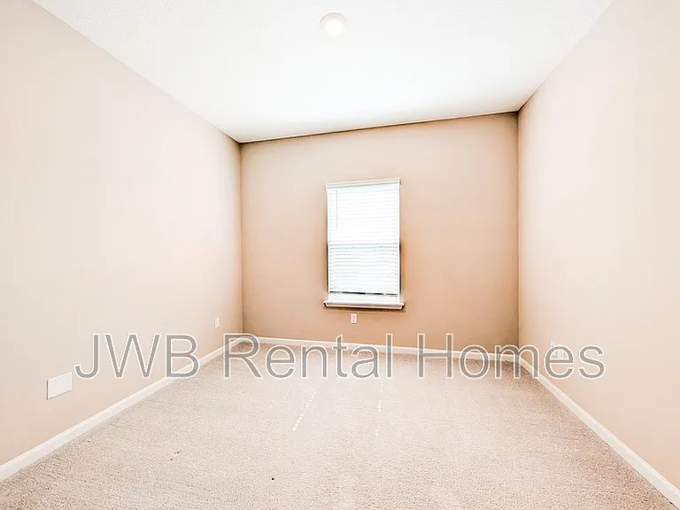 7236 Jemmah Ln — Photo 9