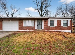 10633 Crowley Dr, Saint Louis, MO 63136