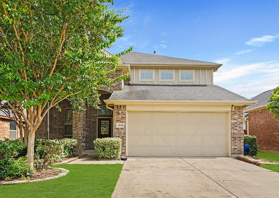 1st image of 25019 Lakecrest Glen Drive