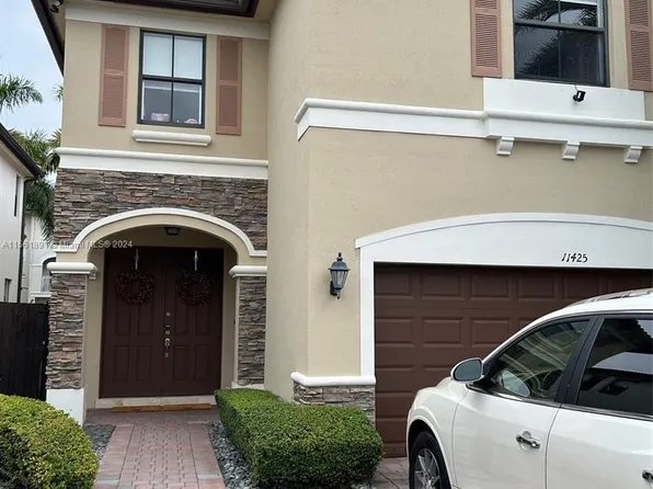 11425 NW 88th Ln, Doral, FL 33178