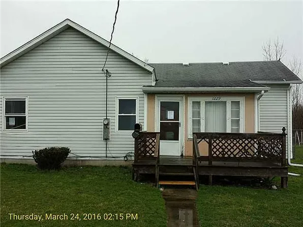 1229 Oakwood Ave, Napoleon, OH 43545