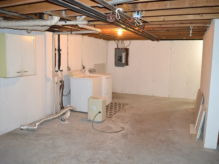 328 N Allen St #1 — Photo 19