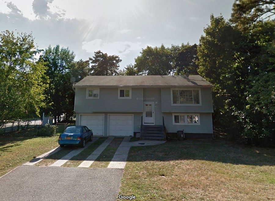 1st image of 114 S 26th St