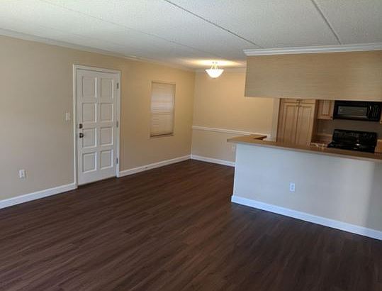 1st image of 5306 W Kennedy Blvd Unit 209
