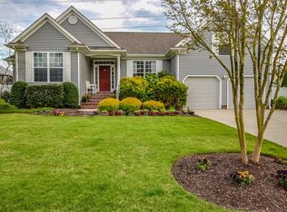 2517 Kentucky Derby Dr, Virginia Beach, VA 23456