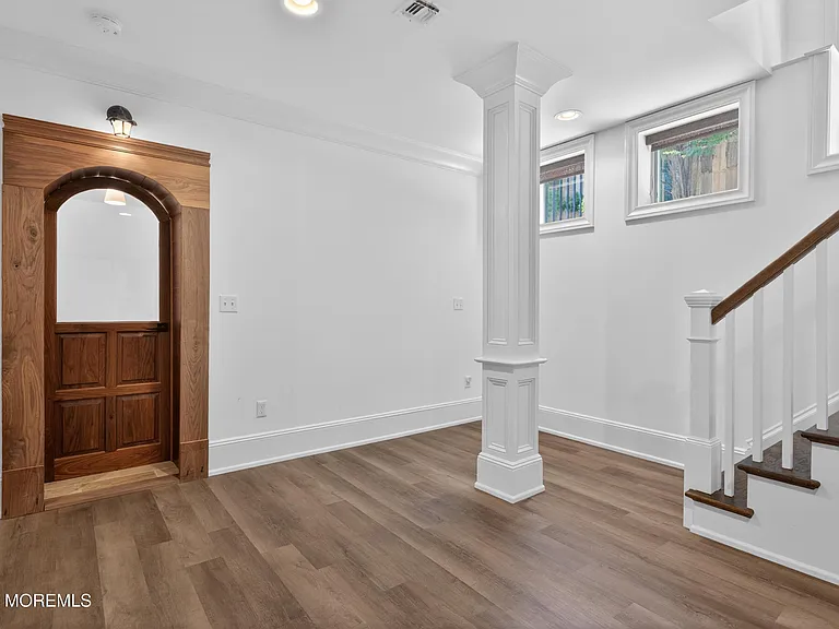 29 Lafayette St — Photo 33