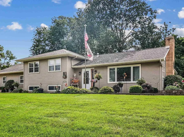 794 Wisner Dr, Waterloo, IA 50702
