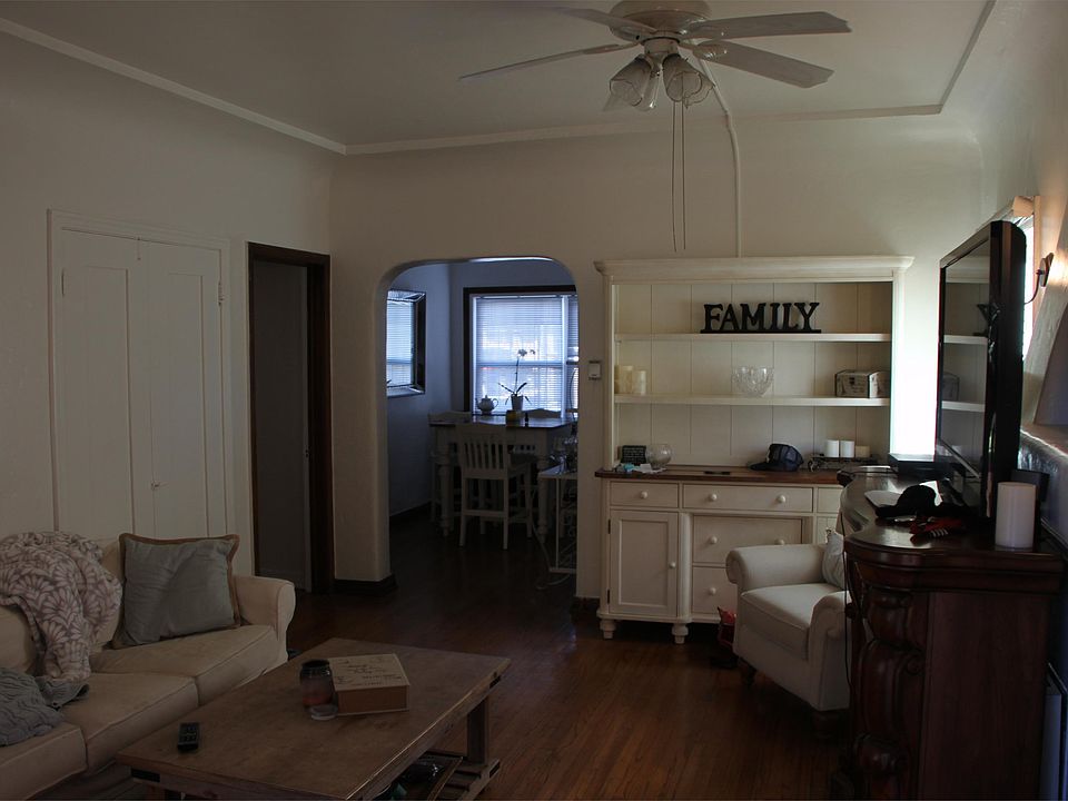 1st image of 715 W 30th St #4