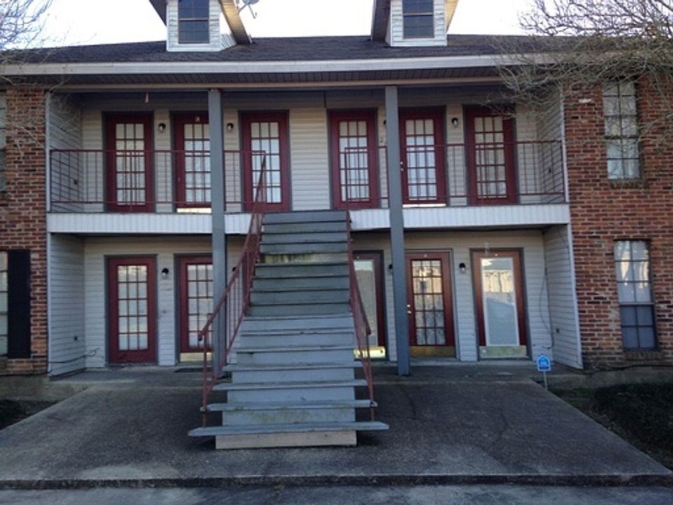 1st image of 204 Loire Ave #C
