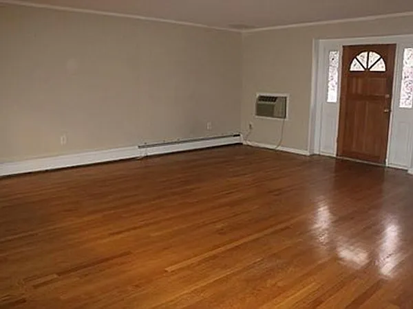 121 Tremont St #1A — Photo 2
