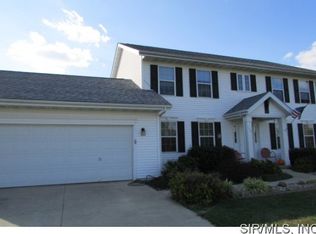 115 Greenbrier Ln, Bethalto, IL 62010