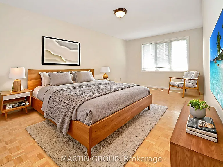 2083 Pen St — Photo 10
