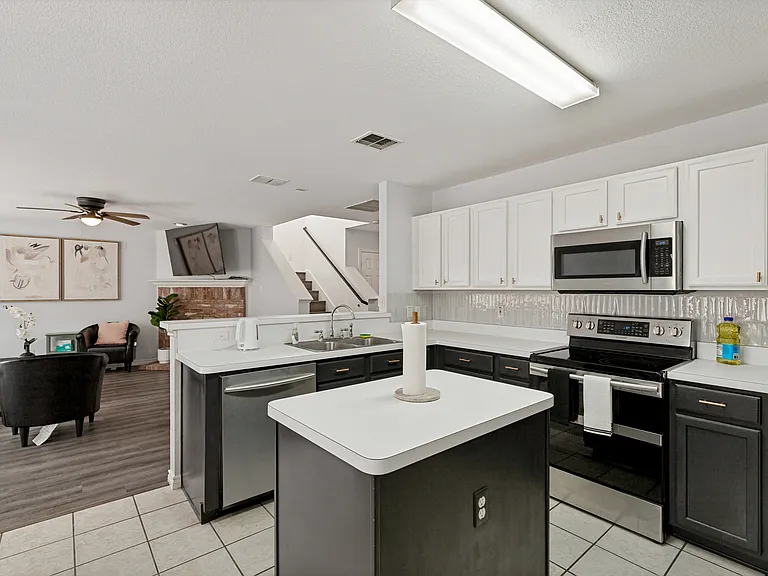 1600 Southridge Ln — Photo 25