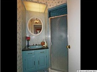 115 Willow Dr, Neptune, NJ 07753