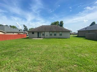 513 Rice St, Clever, MO 65631