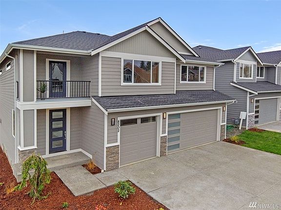 3rd image of 8202 206th Ave E