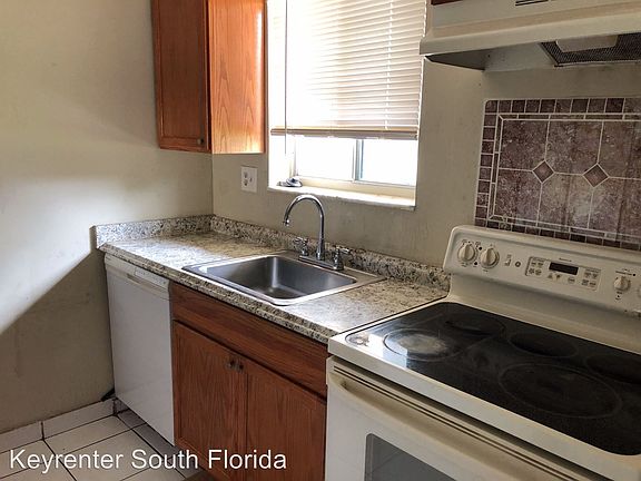 2nd image of 6066 Forest Hill Blvd APT 110