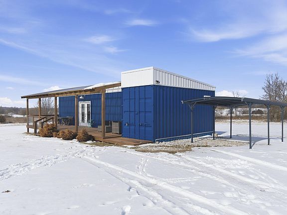 3rd image of 5589 W Farm Road 104