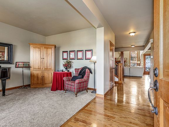 4th image of 6219 Fairway Pl SE